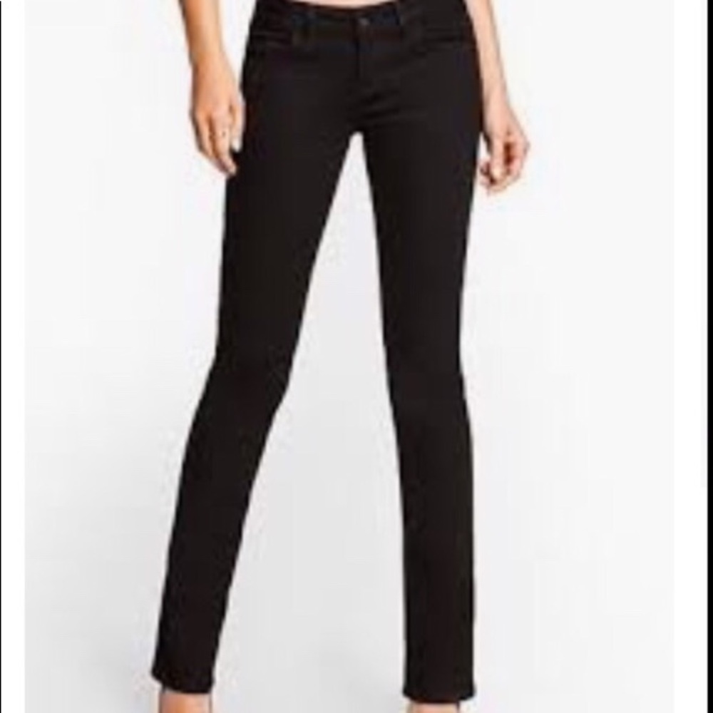 NWOT Guess Starlet Straight Jeans